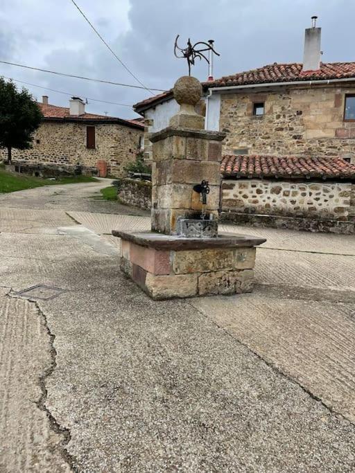 La Casa De La Tina Villa Porquera de Santullan Luaran gambar